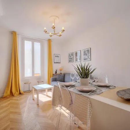 Daire Immogroom - Center Of - Renovated - Terrace - Air Conditioning - Wif
