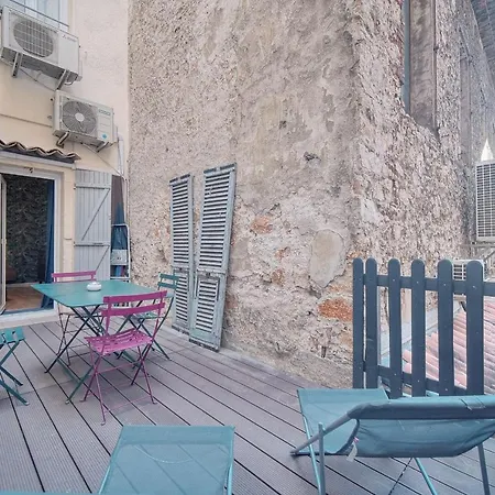 Immogroom - Center Of - Renovated - Terrace - Air Conditioning - Wif *