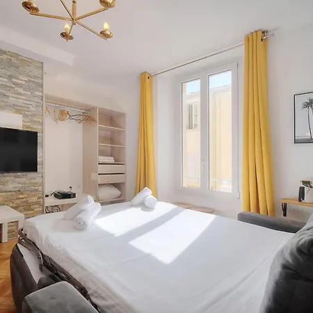 Daire Immogroom - Center Of - Renovated - Terrace - Air Conditioning - Wif *