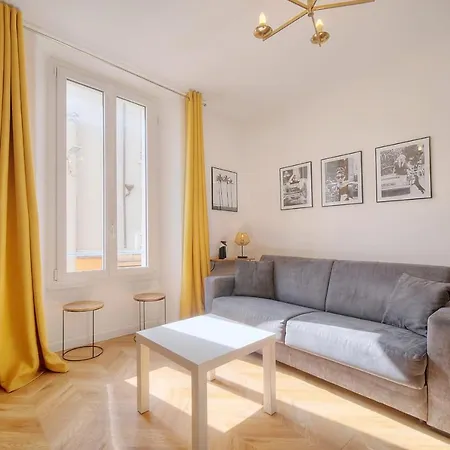 Daire Immogroom - Center Of - Renovated - Terrace - Air Conditioning - Wif