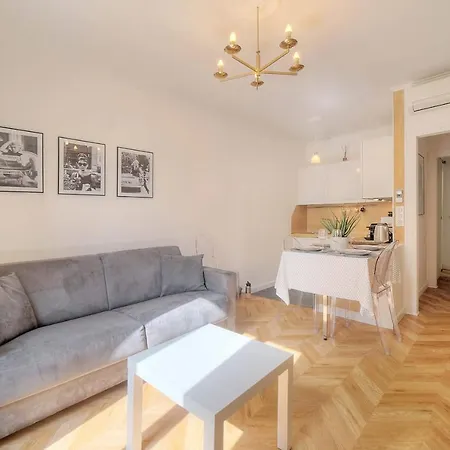 Immogroom - Center Of - Renovated - Terrace - Air Conditioning - Wif Daire