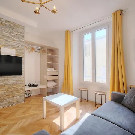 Daire Immogroom - Center Of - Renovated - Terrace - Air Conditioning - Wif